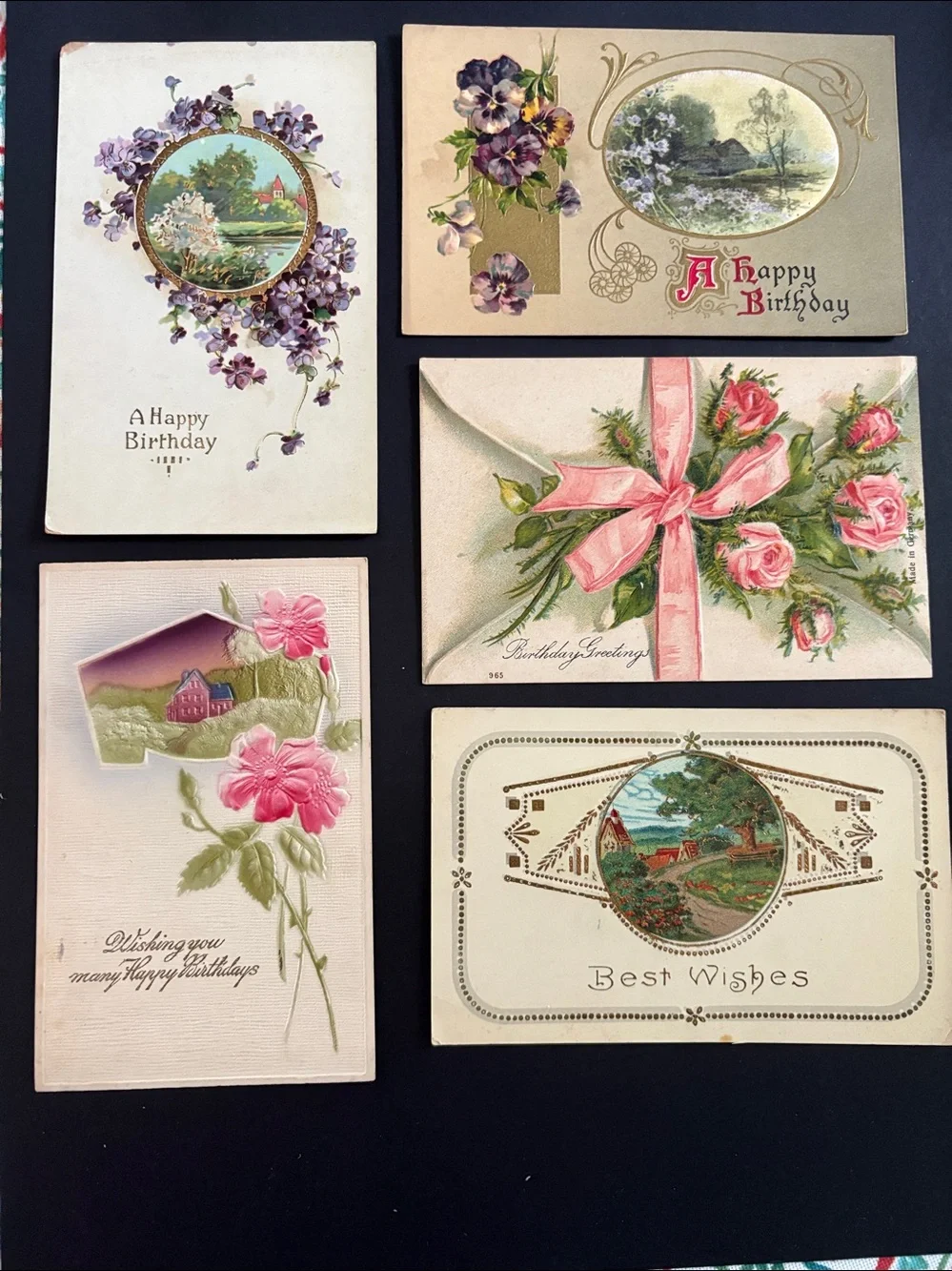 Lot 113: Vintage Happy Birthday Post Cards